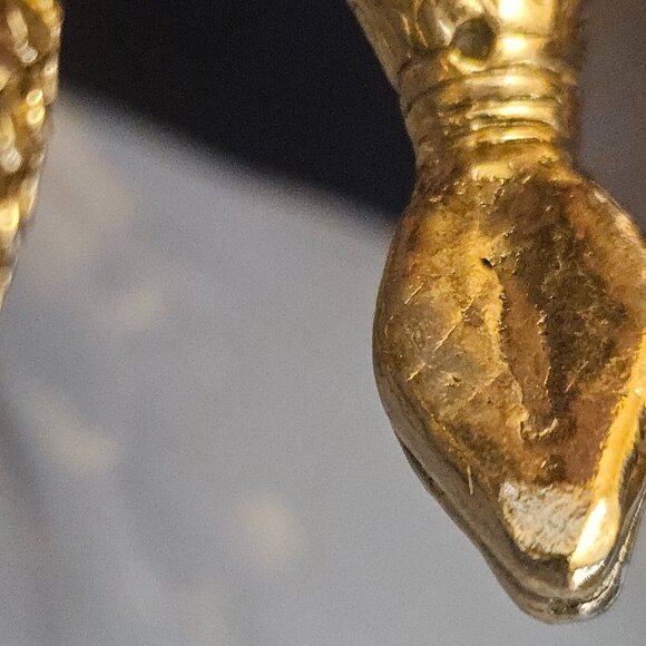 VINTAGE GOLD TONE COILED MESH SNAKE BRACELET - Picture 5 of 7